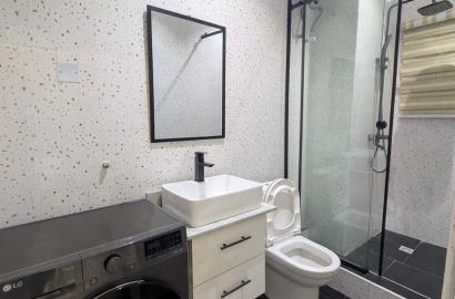 OLIVINE: Cozy 1 bedroom unit with balcony